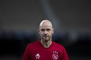 阿贾克斯单赛季欧冠前5场全胜，是荷兰第二支做到这一点的球队