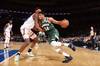 🏀字母哥准三双 米德尔顿24+8 格莱姆斯27分 雄鹿送尼克斯3连败