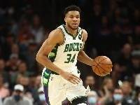 NBA全明星正赛场均得分排名：字母第一杜詹威眉分列二到五位