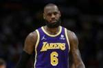 Skip：詹姆斯想让斯奈德执教自己？这位&ldquo;GOAT&rdquo;一直需要替罪羊